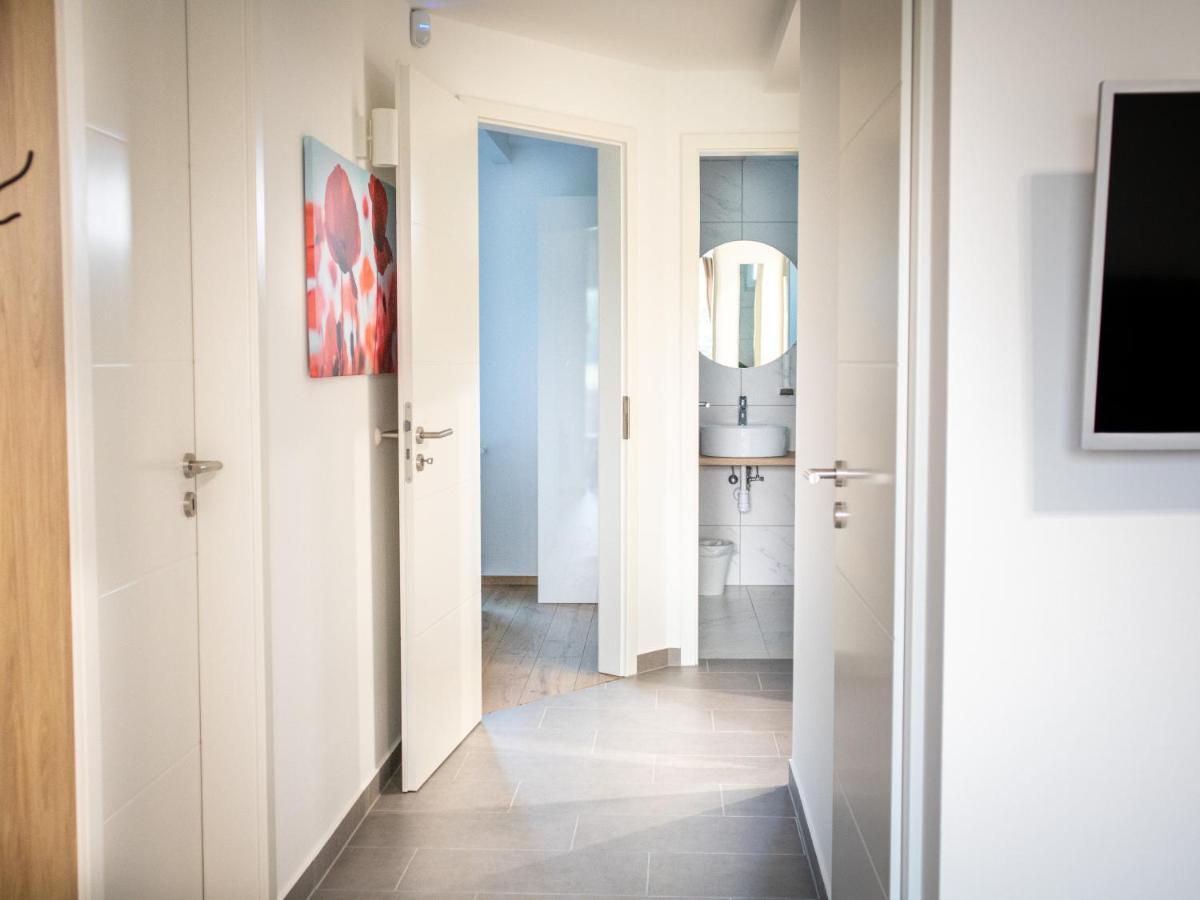 Ugo Apartman Halászi Exterior foto